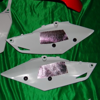 Kit plastiques UFO pour Honda CRF250R et CRF450R de 2013 à 2017 HOKIT116E999 UFO 99,90 €