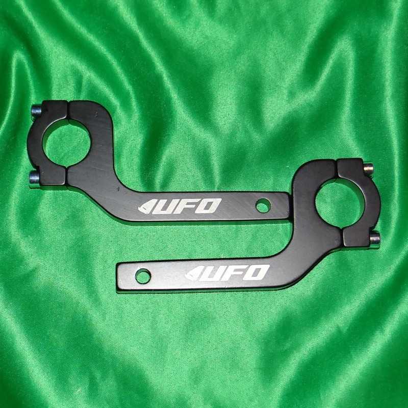 Kit de fixation de protèges mains UFO Claw Patrol PM01636 UFO 22,90 € Kit de fixation de protèges mains UFO Claw Patrol PM01636 UFO 22,90 €