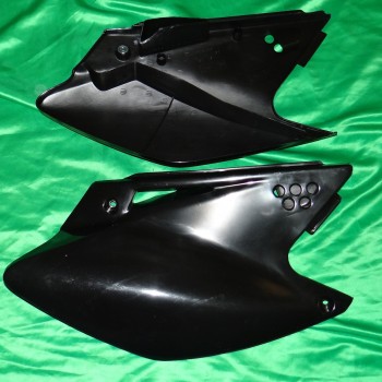 Kit plastiques UFO pour KAWASAKI KXF 250 de 2008 KAKIT210999 UFO 89,90 €