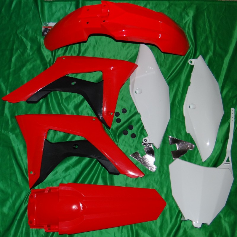 Kit plastiques UFO pour HONDA CRF 250 et 450 de 2017 à 2019 HOKIT119999 UFO 99,90 €