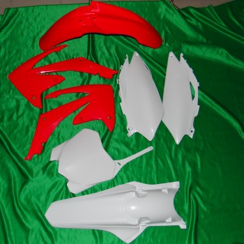 Kit plastiques UFO pour HONDA CRF 250 et 450 de 2009 à 2010 HOKIT113E999 UFO 77,00 €