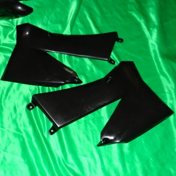Kit plastiques UFO pour KTM SX 85cc de 2006 à 2010 KTKIT505999 UFO 74,90 €