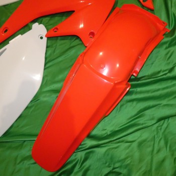 Carrocería de plástico UFO para HONDA CR 125 y 250 R de 2002 a 2003 HOKIT101999 rojo y blanco