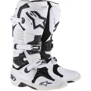 Motorcycle boots cross, enduro and trial 